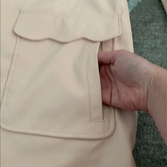 barbie pink raincoat - Picture 5 of 6